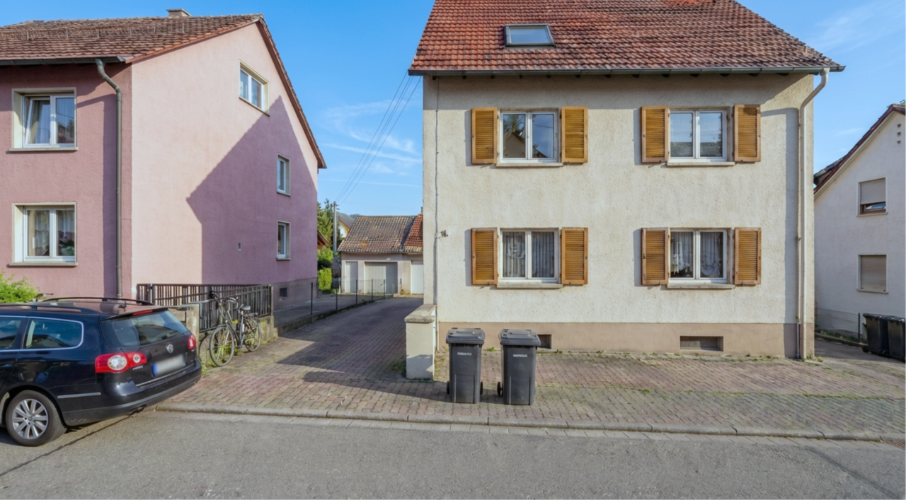 Ausgangslage Haus am Hang
